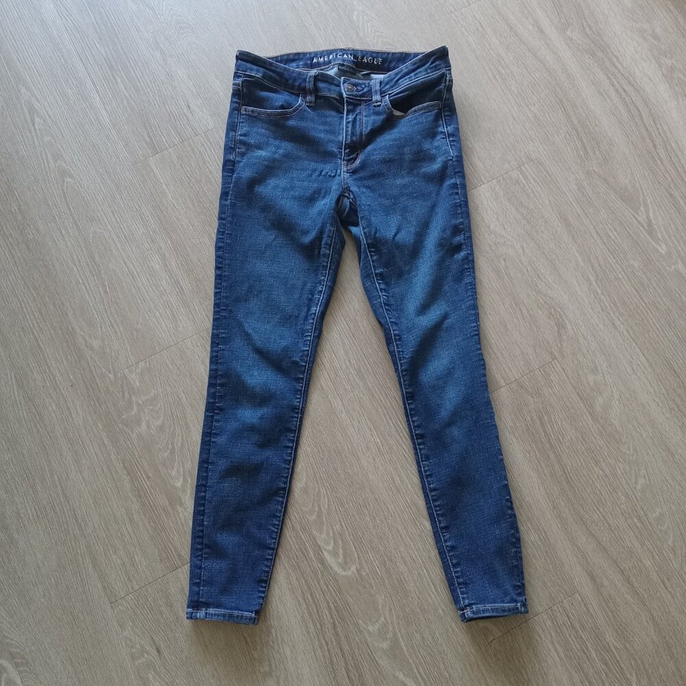 1-2 Yrs Old Dark Wash American Eagle Size 6 Stretchy SkinnyJeans!!!